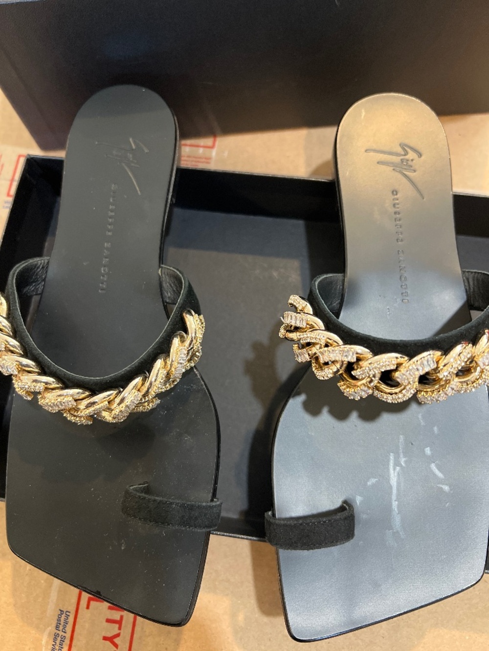 Giuseppe Zanotti Berenicee Chain Flat Sandals - Picture 1 of 7